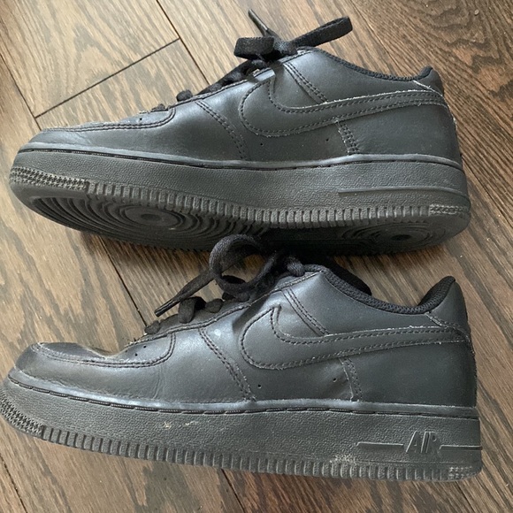 Nike Air Force 1 Sneakers - Picture 3 of 8